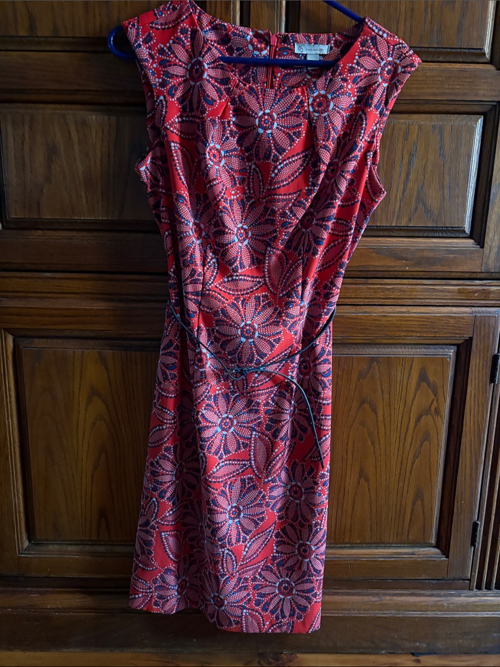 Sleeveless Red Floral Sheath Dress - Brand: